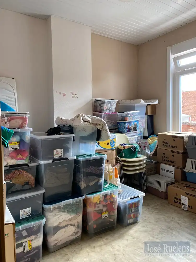 Uitstekend gelegen gezinswoning met aangename stadstuin foto 17