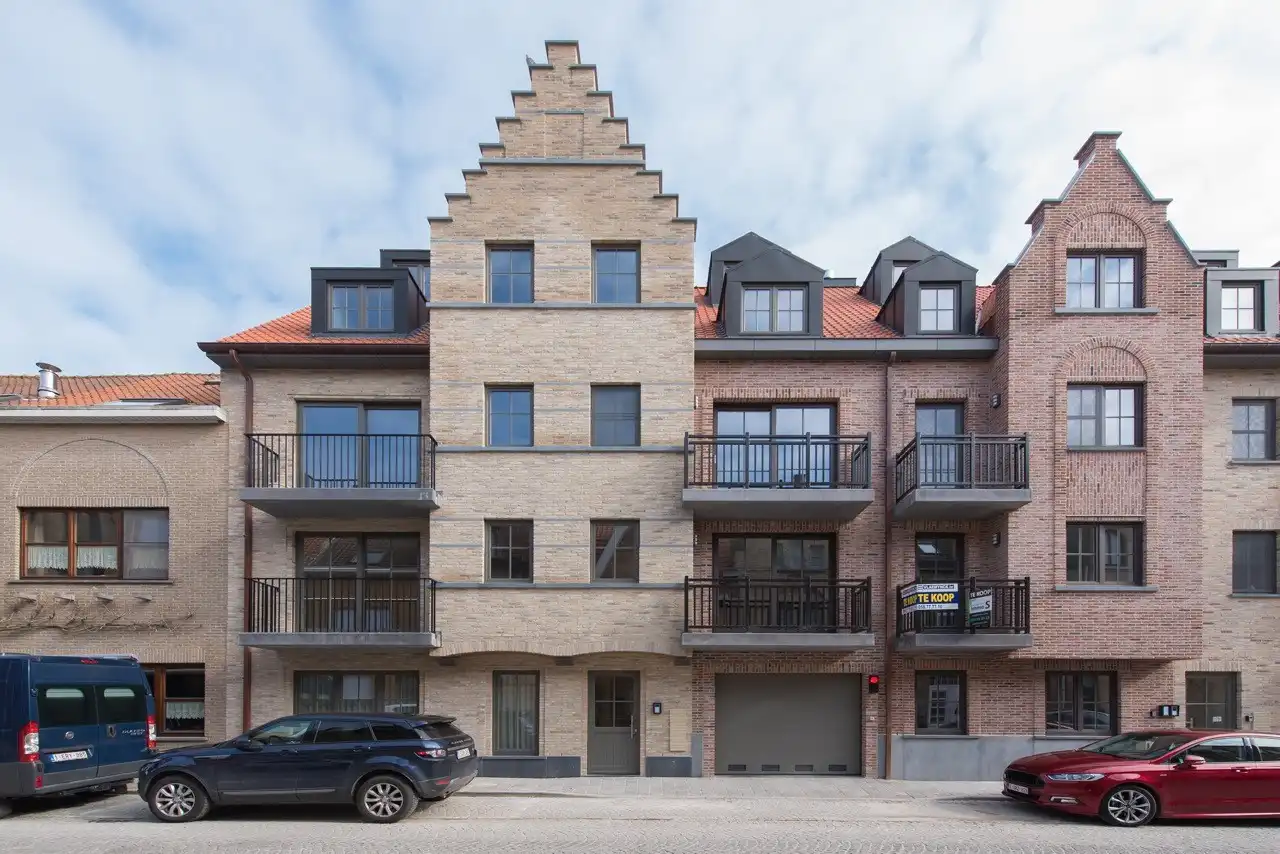 Ondergrondse parking te Nieuwpoort foto {{pictureIndex}}