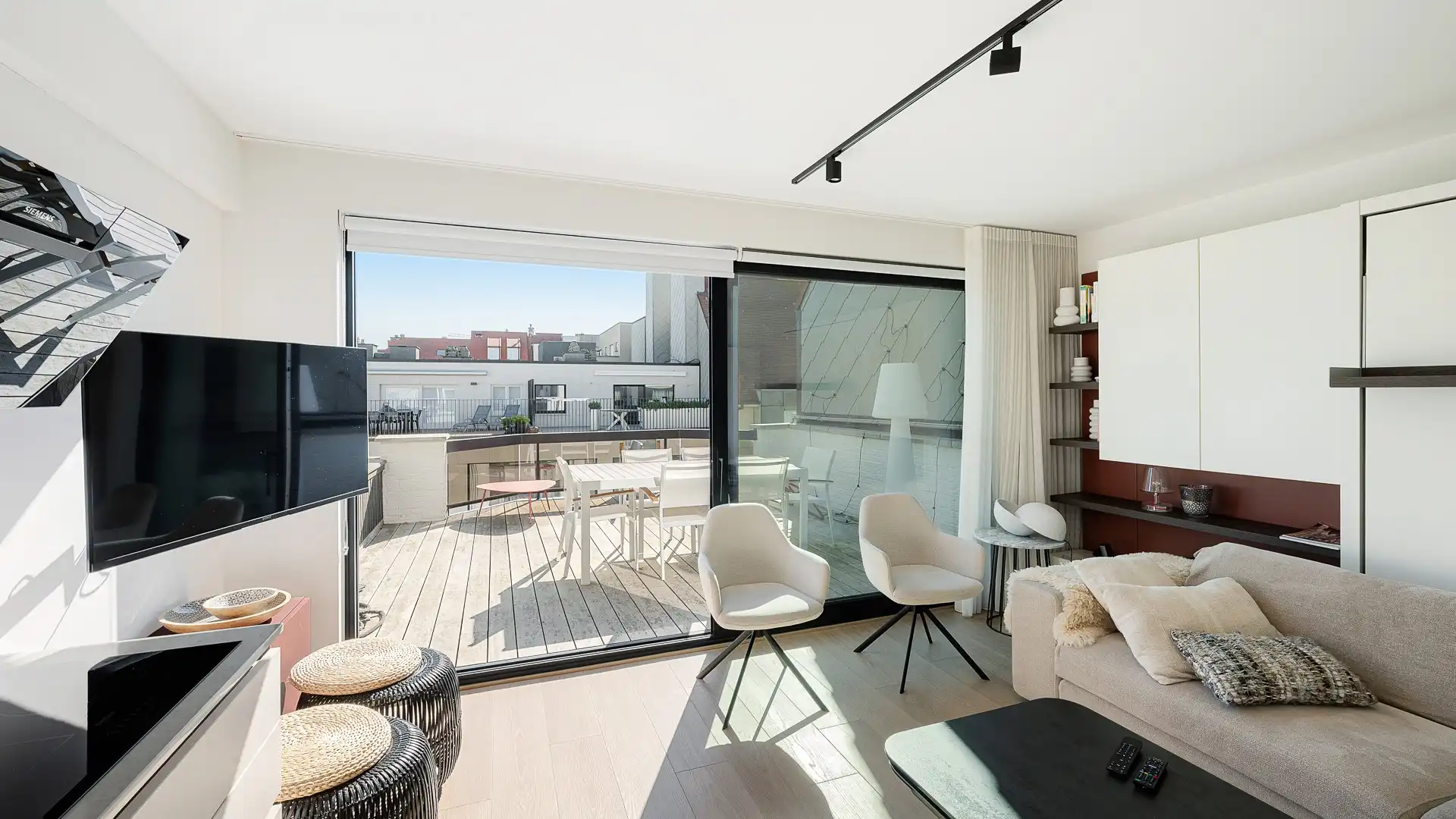 Appartement met schitterend zonneterras en zijdelings zeezicht vlakbij het Driehoeksplein in het Zoute. foto 5