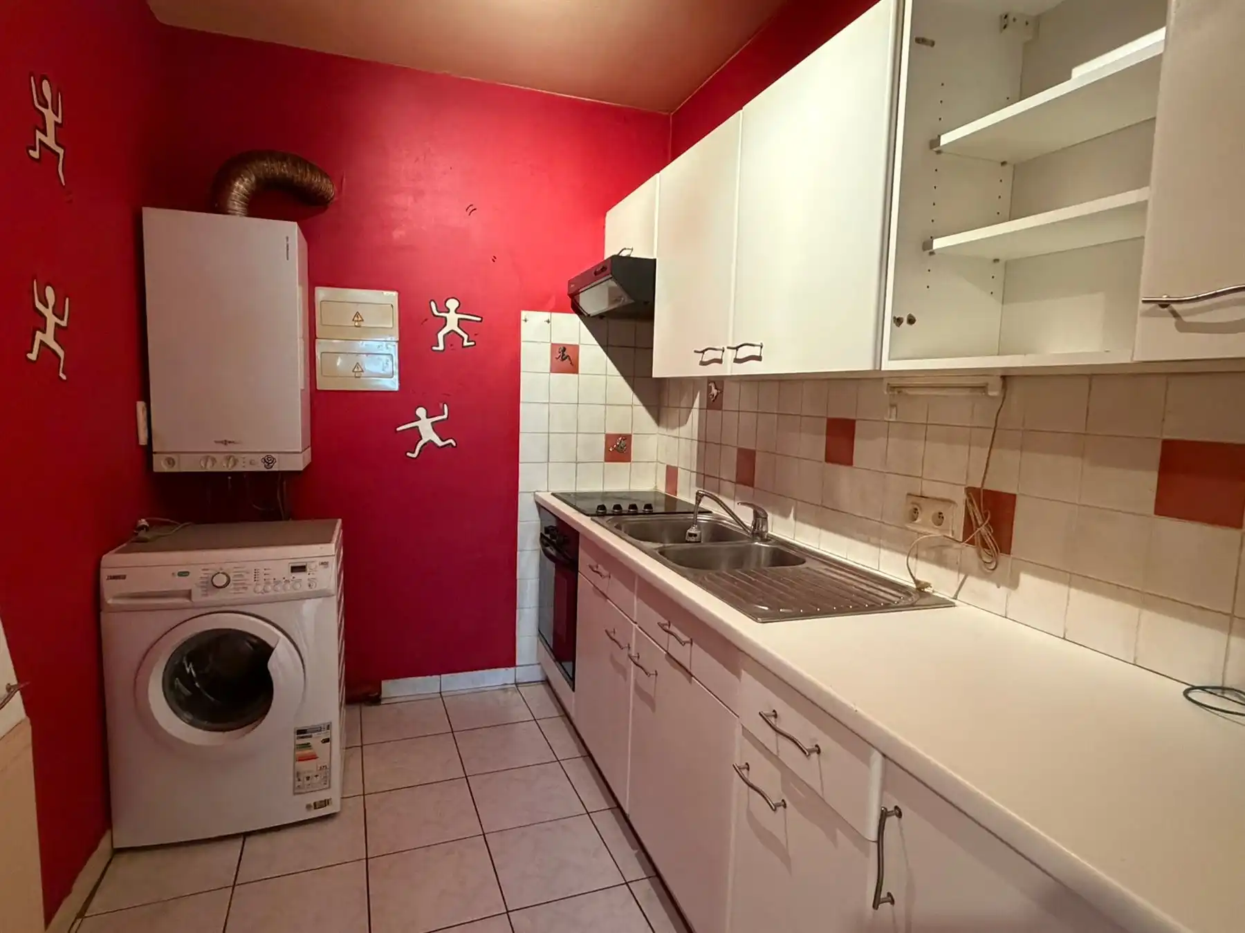 Gezellig appartement met 1 slaapkamer en parking foto 2