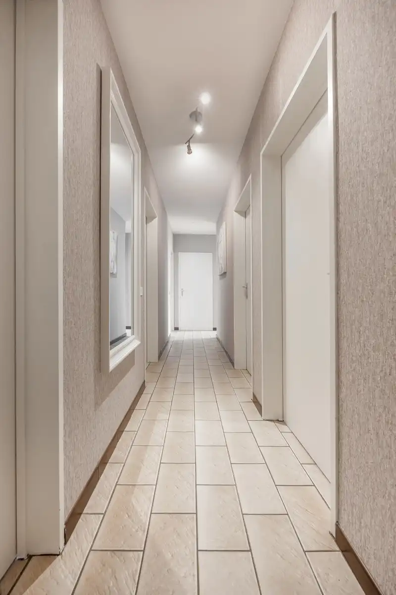 Vrijstaande woning met veel potentieel foto 16