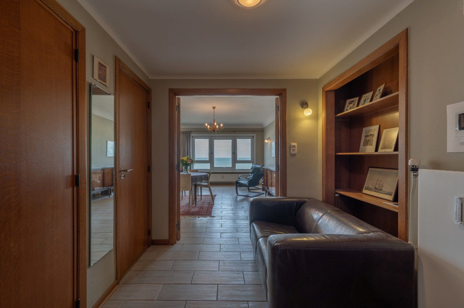 Centraal gelegen appartement met FRONTAAL ZEEZICHT foto 10