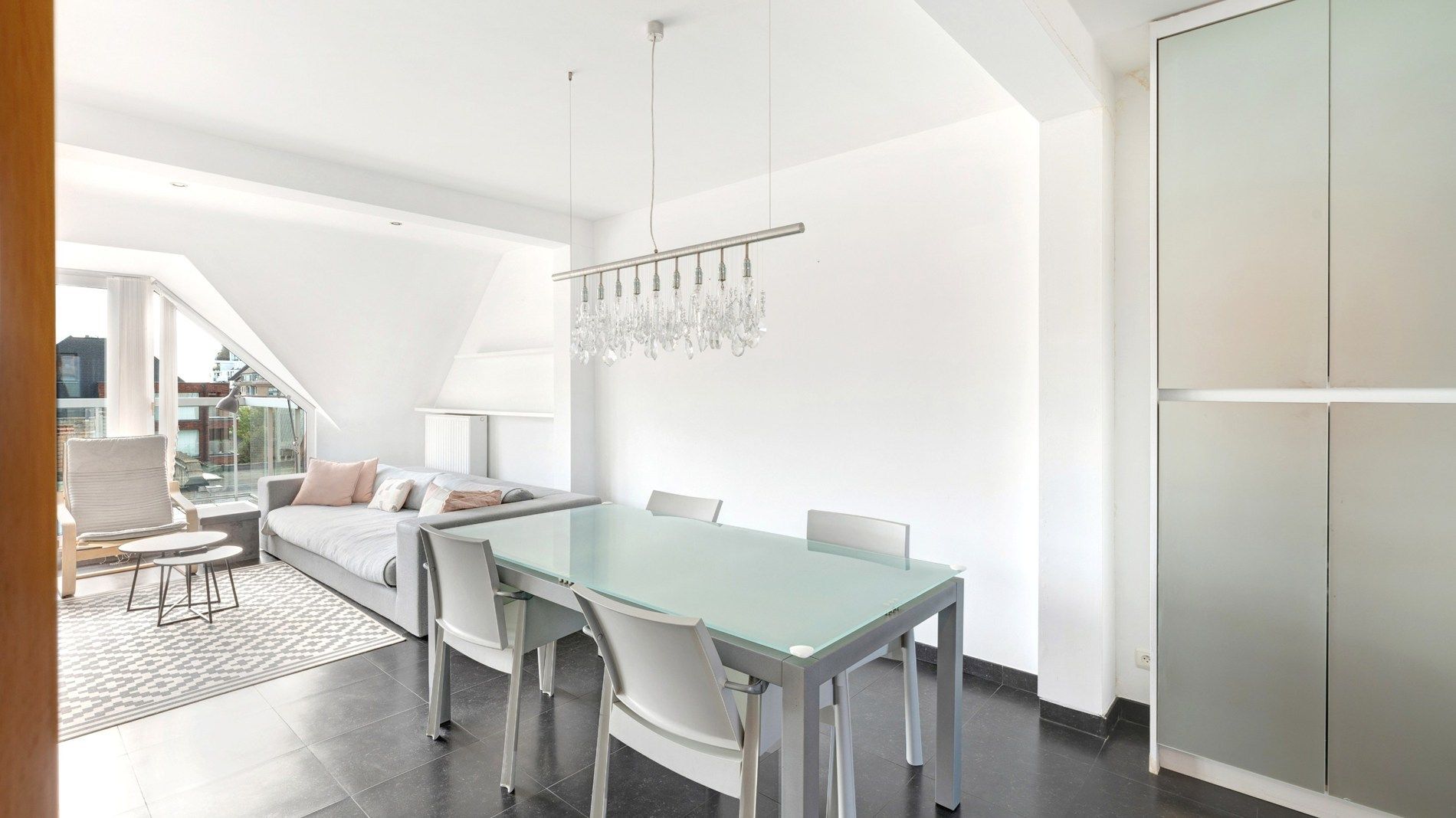 Ruim duplex appartement met zonnige terrassen in hartje Knokke foto 7