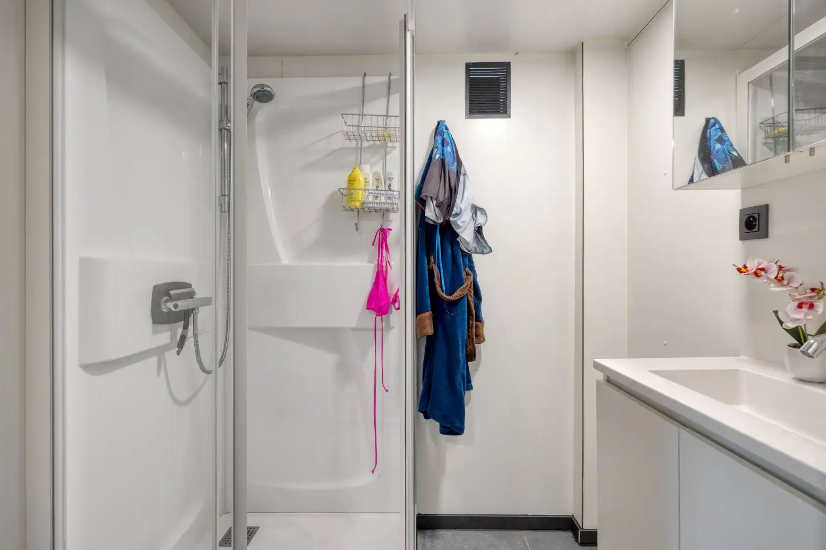 Verzorgde ruime en energetische woning met 4/5 slpks en praktisch bijgebouw ! foto 33