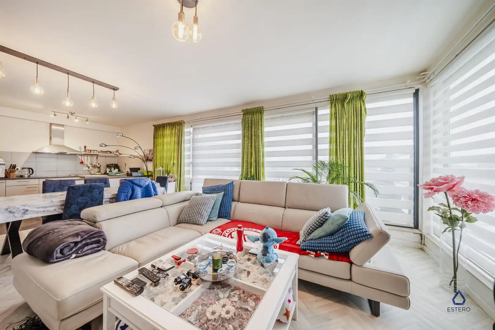 Instapklaar 3-slaapkamer appartement met dakterras foto 2