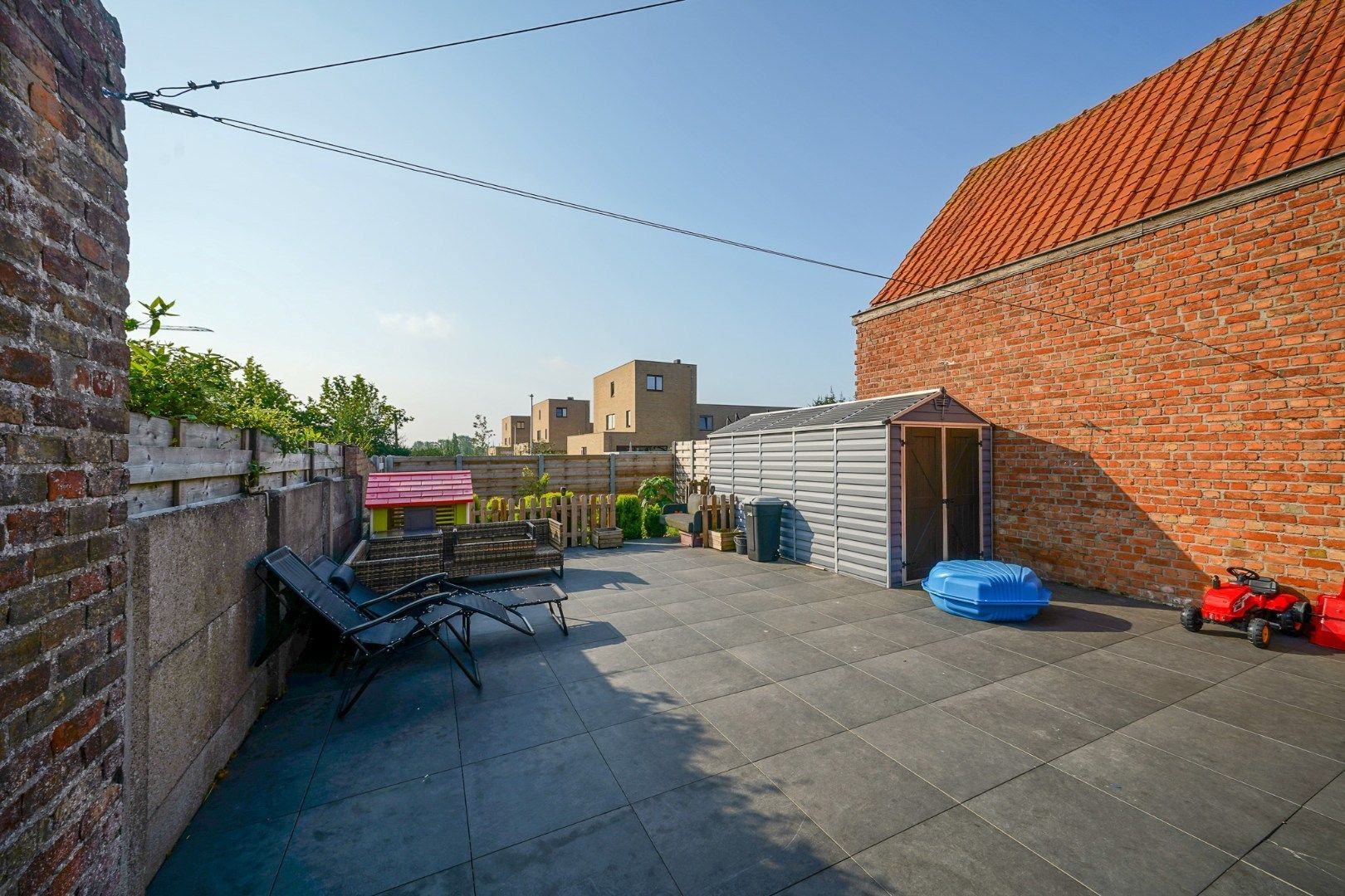 Ruime gerenoveerde "halfopen" -woning met 4 slaapkamers te Oudenburg foto 21