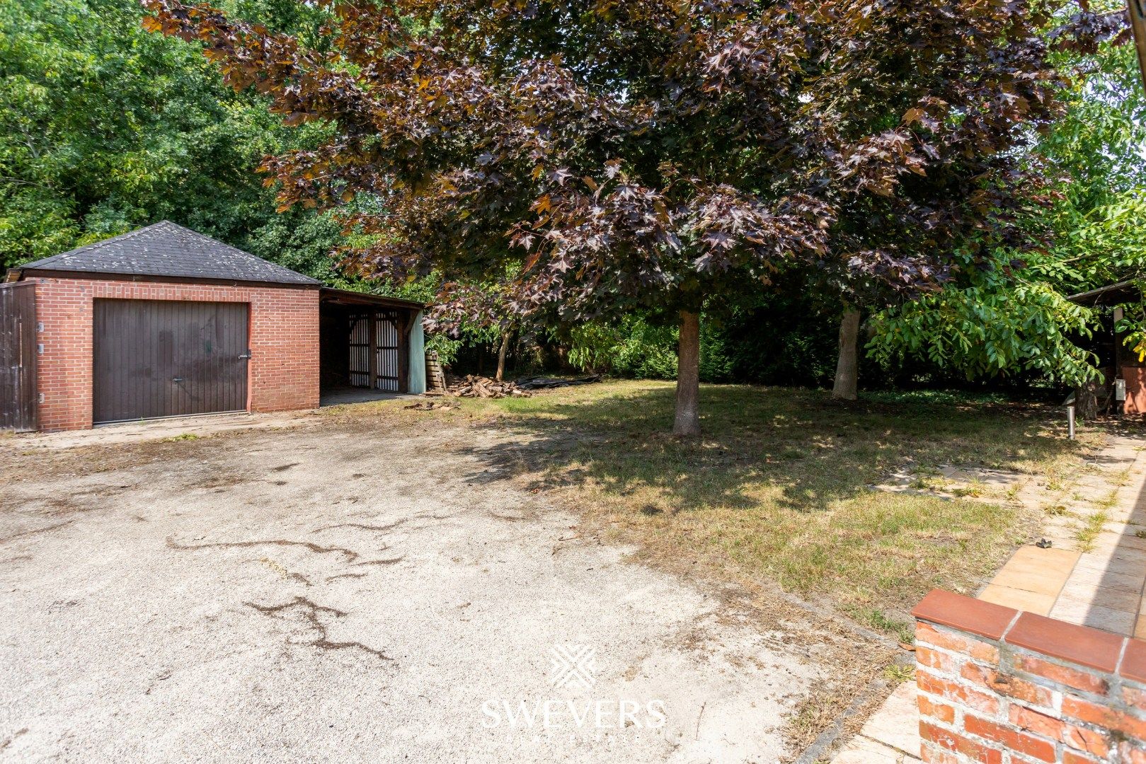 Te renoveren open bebouwing met garage en tuin foto 28