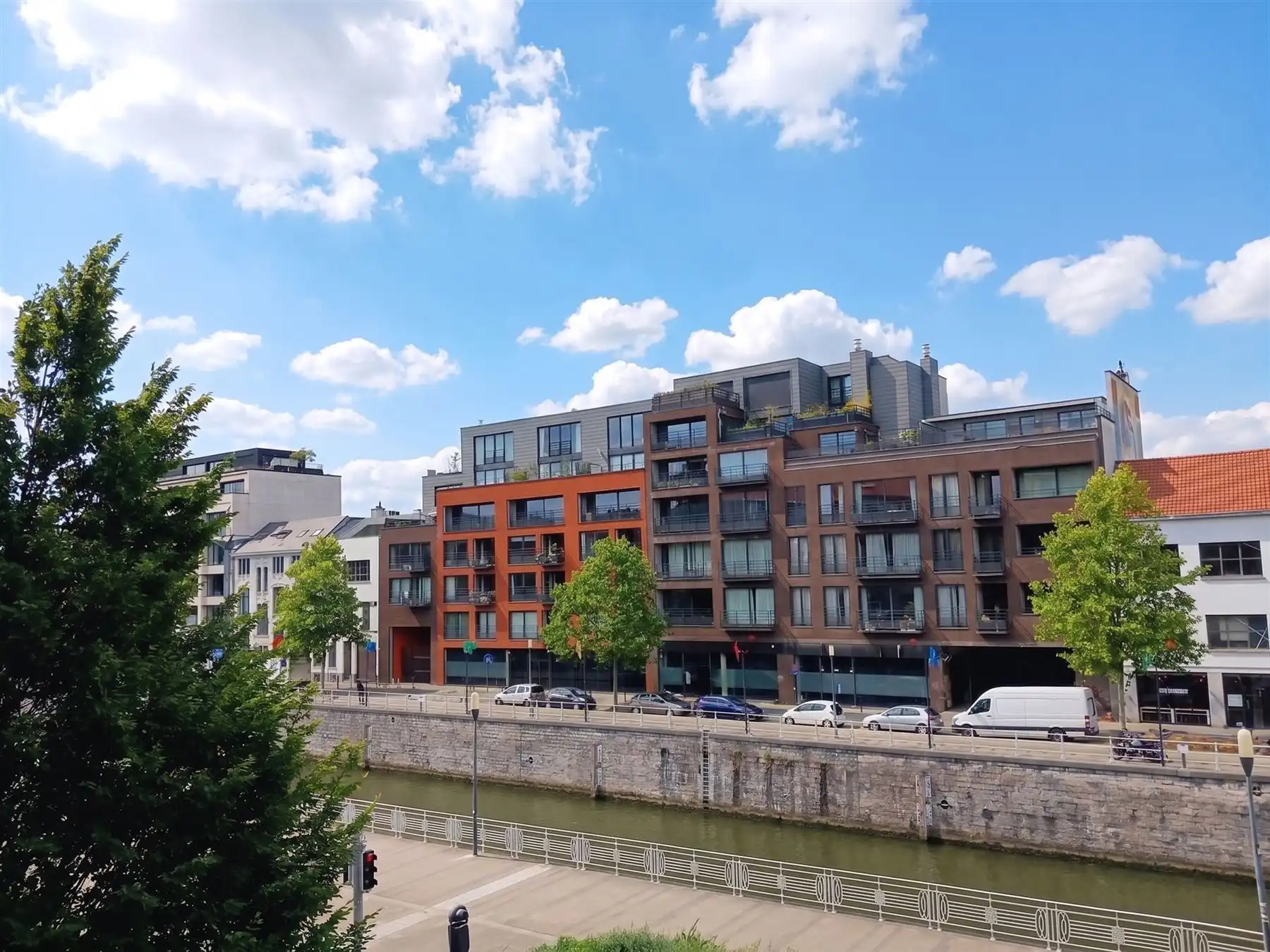 Wonen aan het water in Brussel foto 8