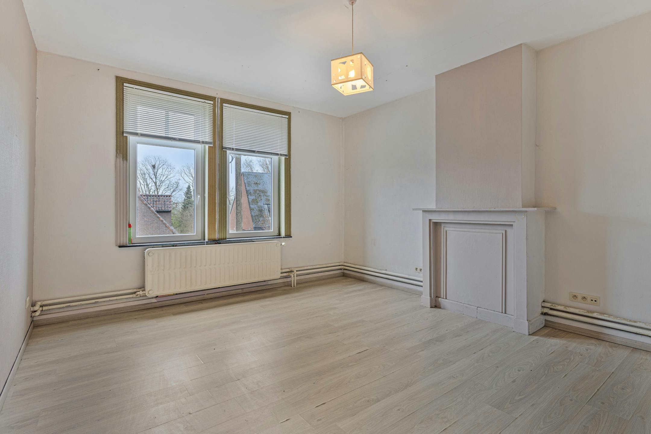 Alleenstaande woning met magazijn te koop in Oudenaarde foto 14