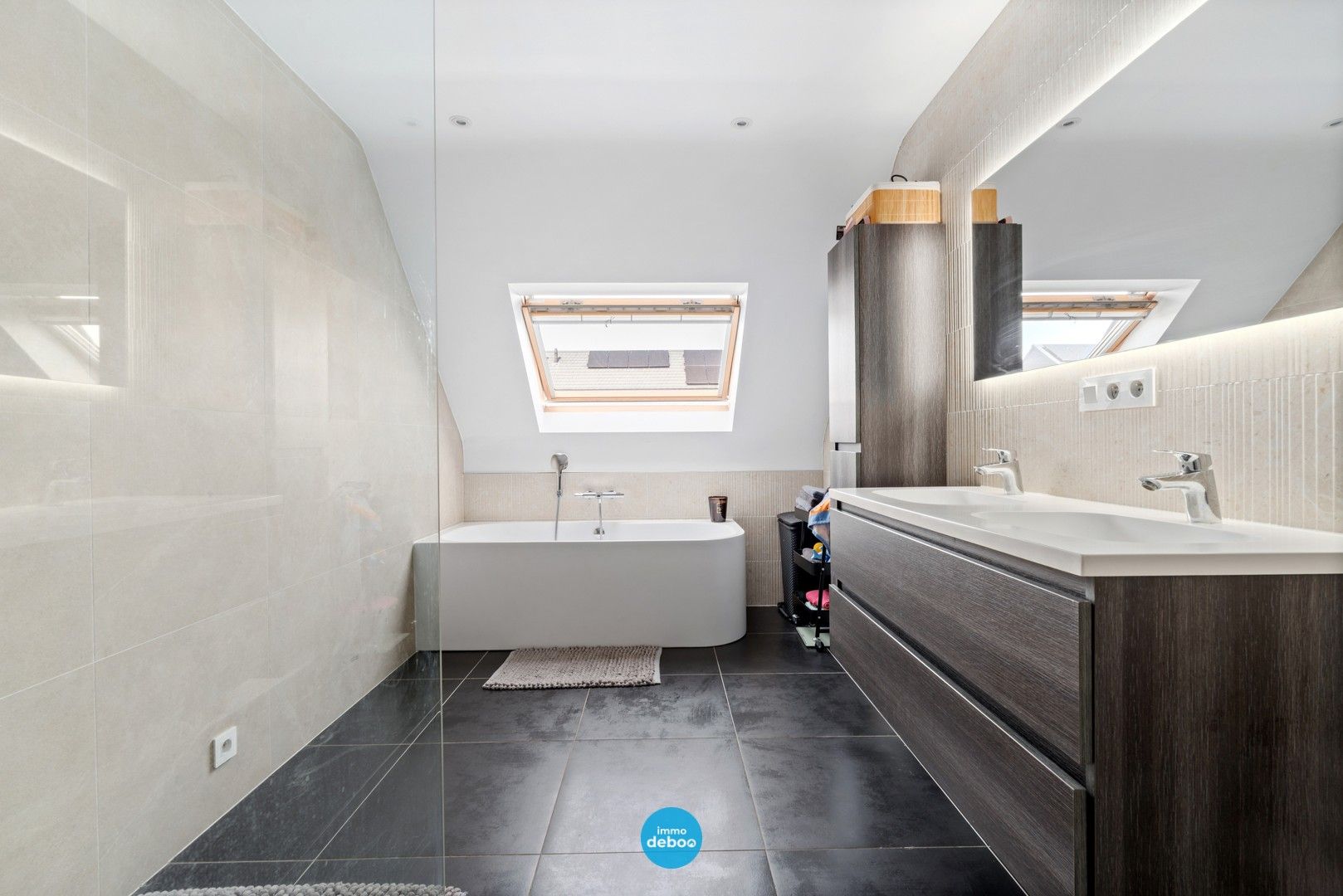 Verrassend ruime, energiezuinige woning foto 14