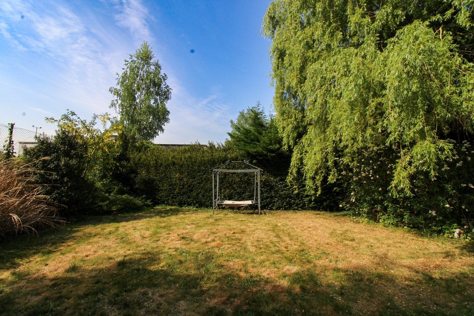 Luxe, ruimte en ontspanning onder één dak – exclusieve villa met zwembad en tennisveld te koop in Beveren! foto 42
