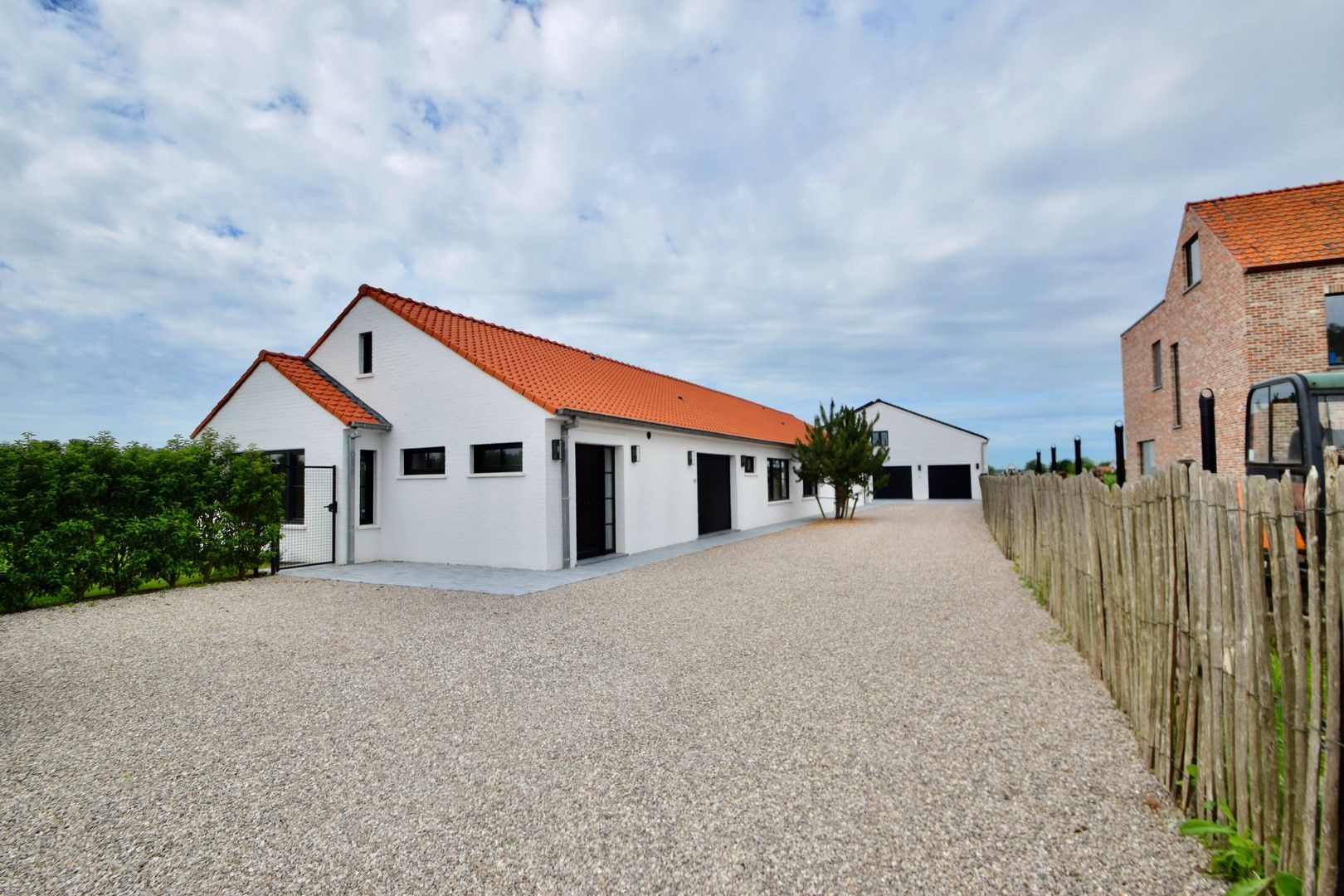 In het Woonerf Witte Poldershof, te Oostkerke een volledig gerenoveerde woning met zonnige tuin. foto 9