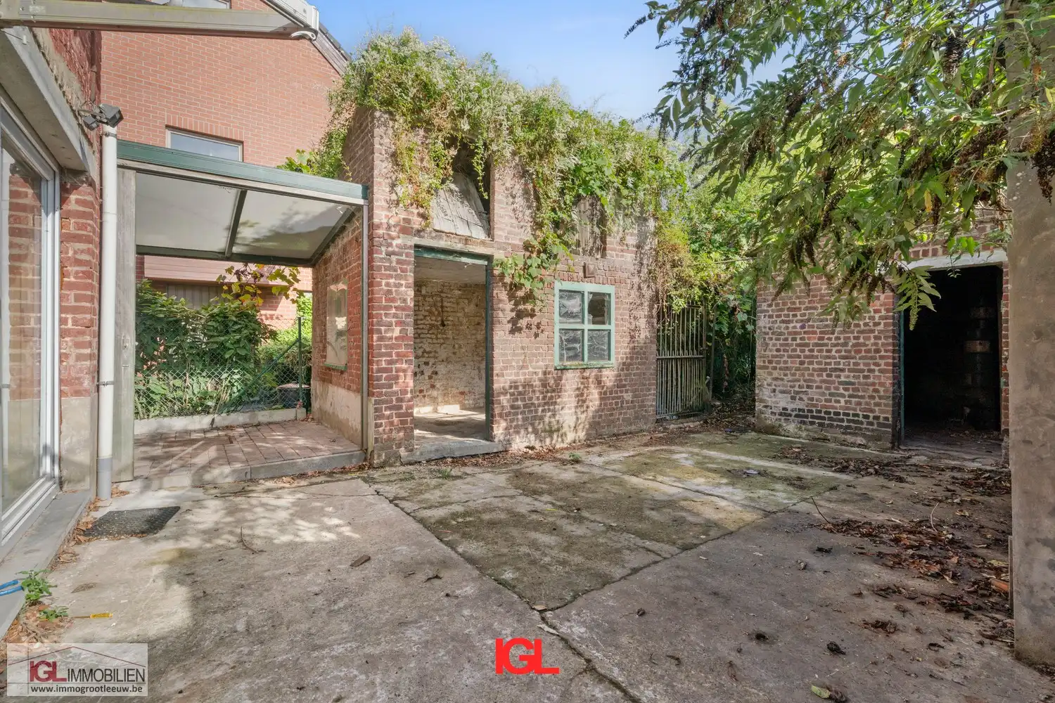 Te renoveren driegevel tegenover Beukenbos foto 18