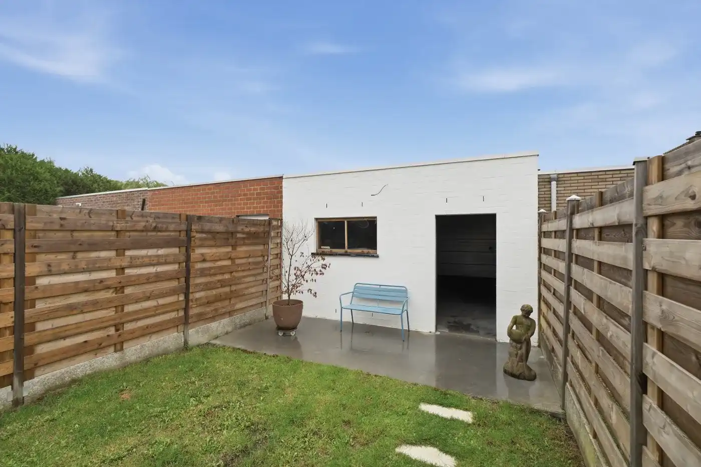 GERENOVEERDE WONING MET 3 SLAAPKAMERS EN GARAGE foto 16