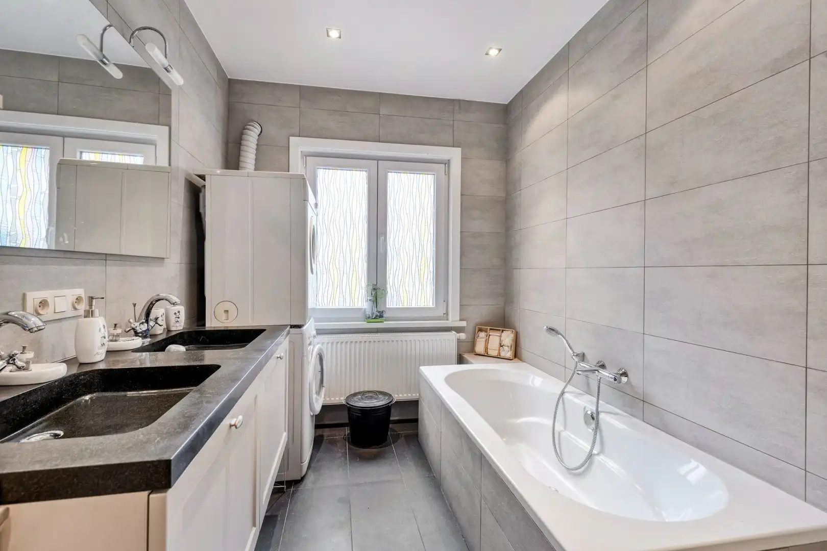 Gerenoveerde woning nabij strand en haven te Blankenberge foto 9