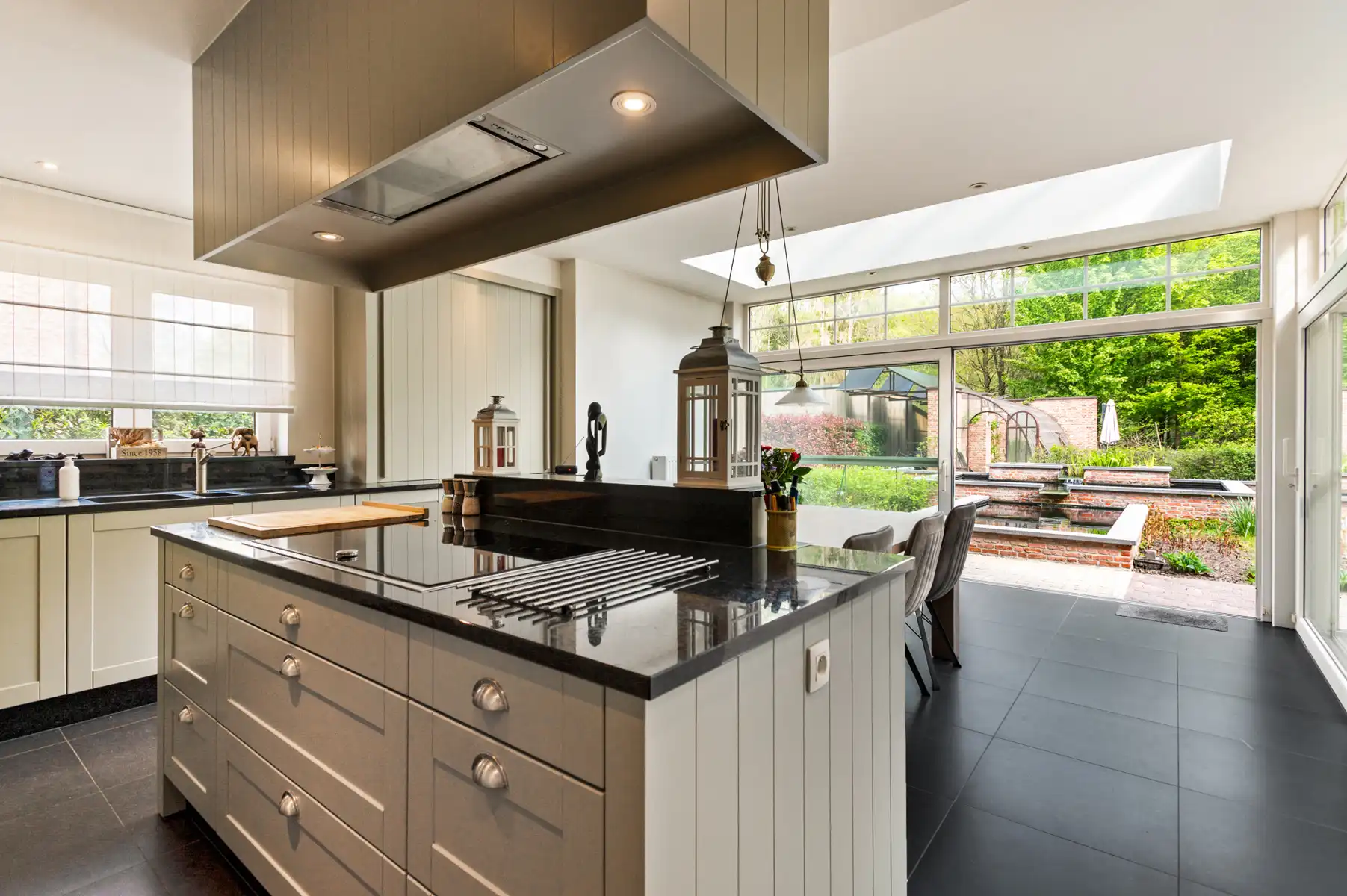 Ruime villa 570 m² met zwembad op 1575 m²  foto 10