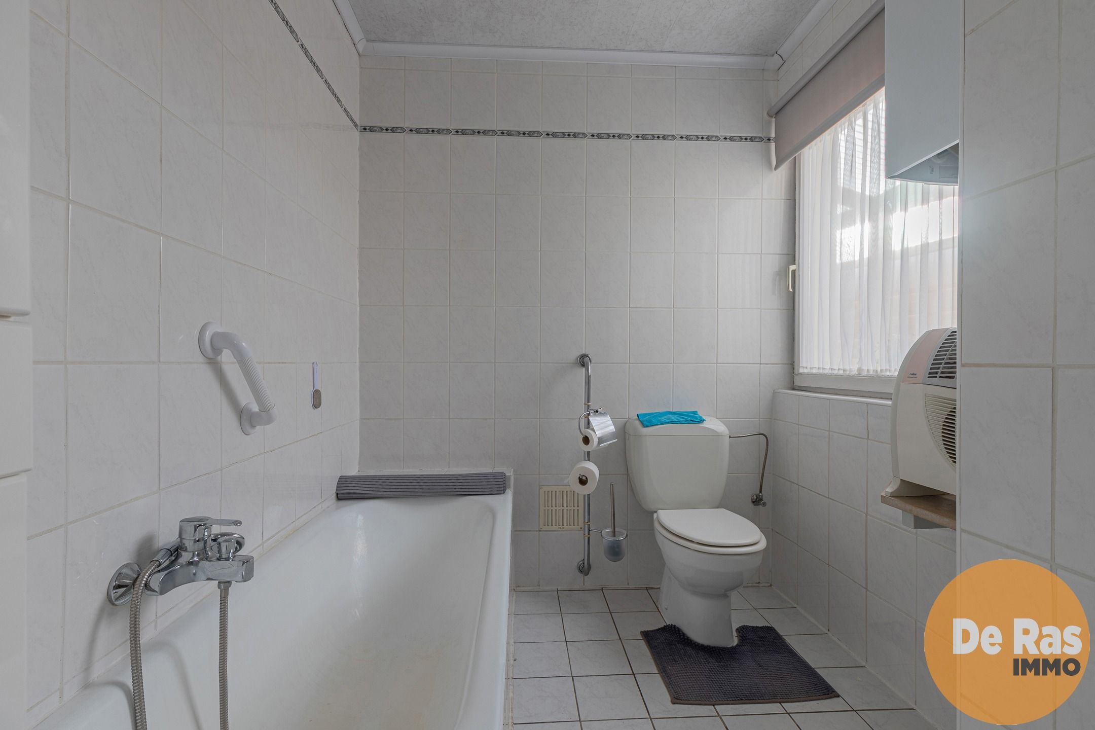 ERPE-MERE - Op te frissen woning met zuidgerichte tuin foto 11