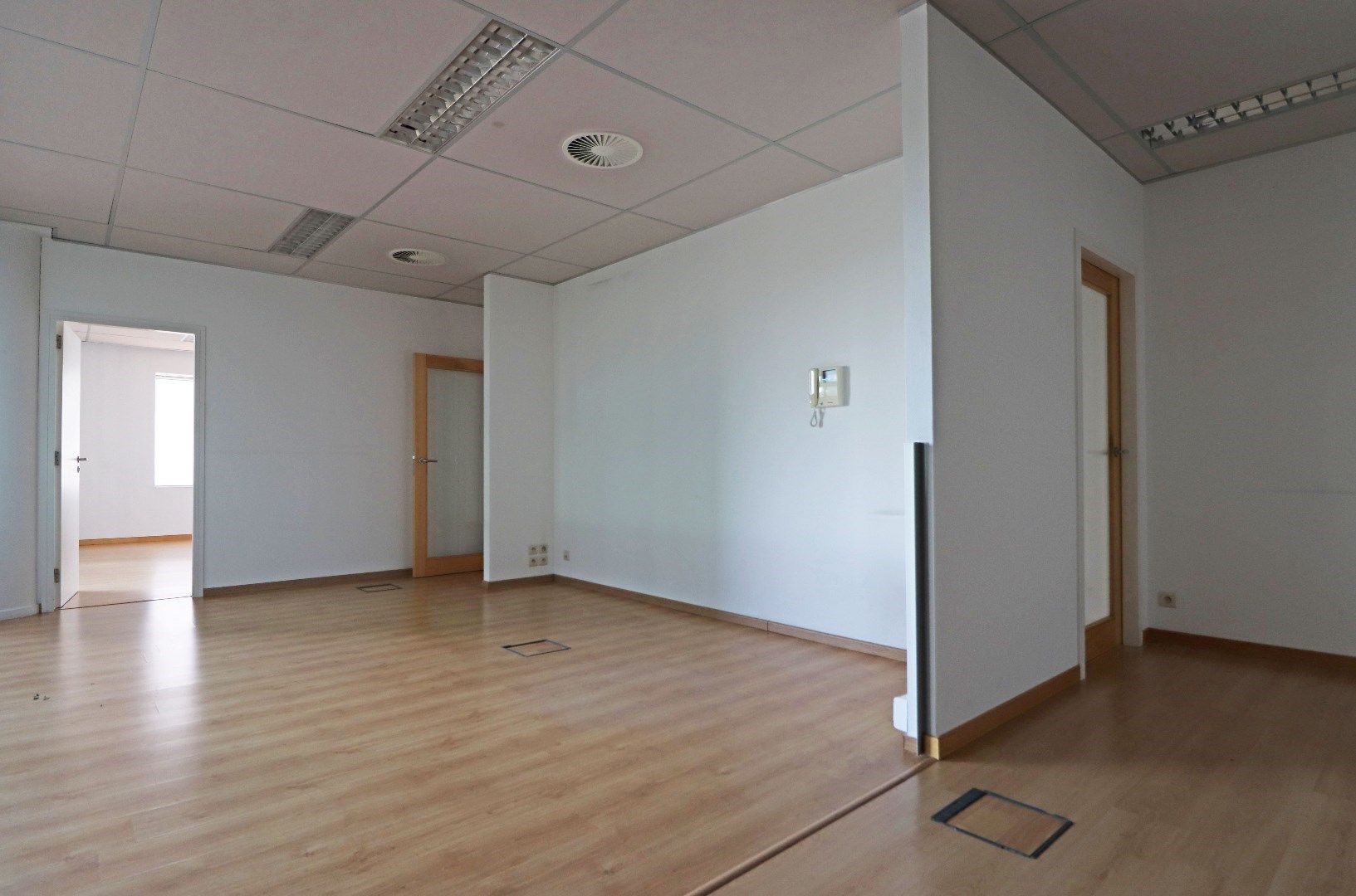 Kantoor op toplocatie foto 3