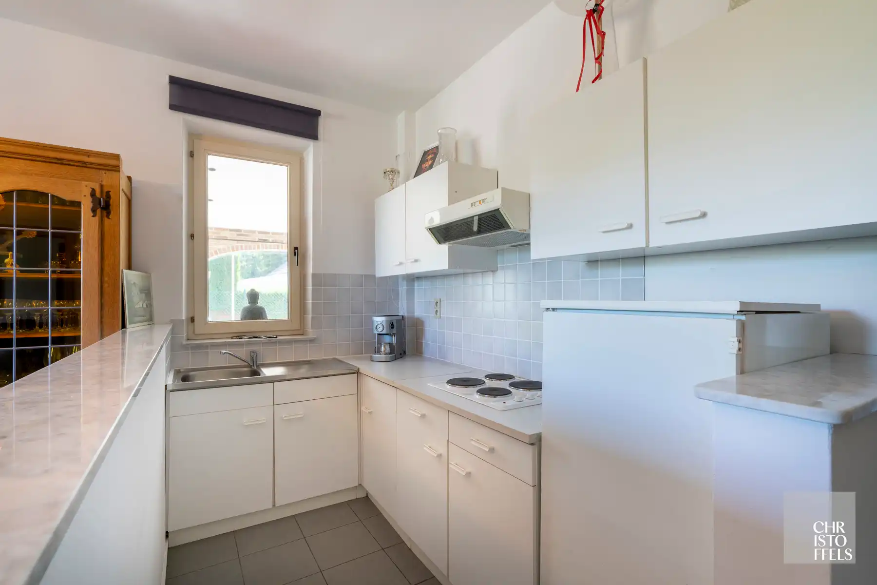 Zeer ruime woning met twee studio's op een perceel van 1950 m²! foto 23