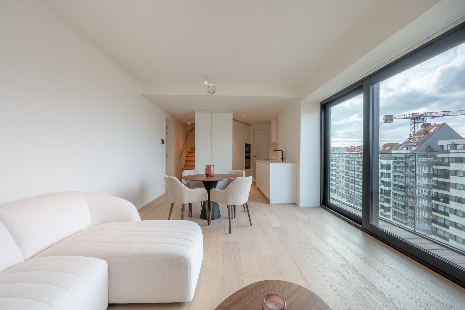 Heldentoren - Duplex genietend van een panoramisch zicht op de kust foto 3