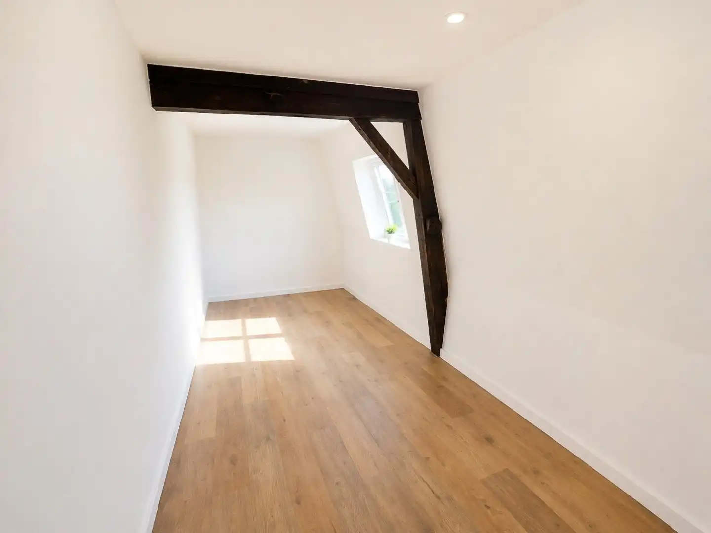 Verder af te werken woning op 890m²!! foto 7