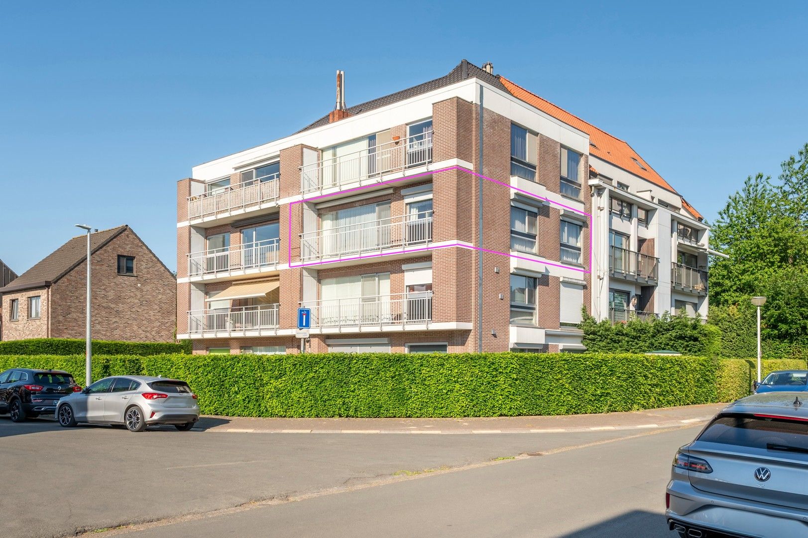 Te renoveren appartement op toplocatie foto 2