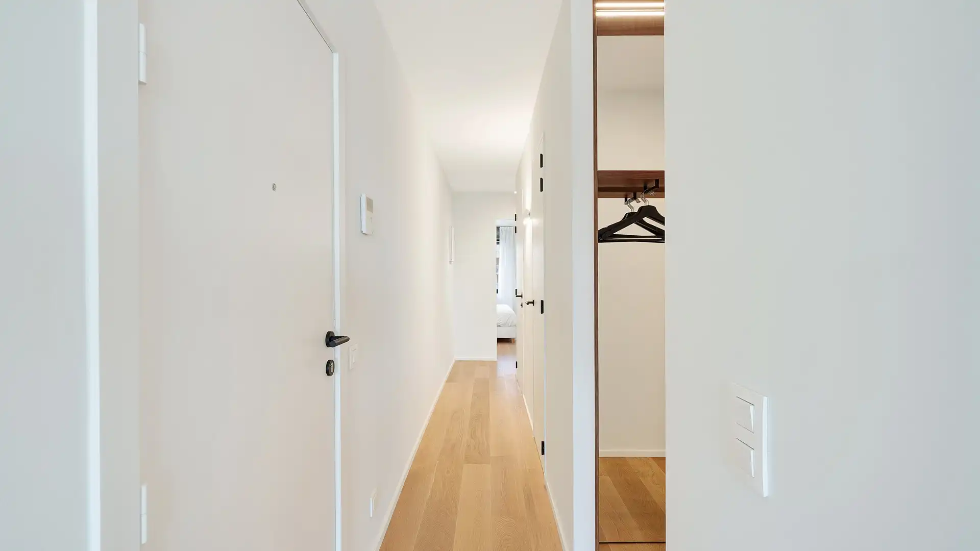 Volledig gerenoveerd appartement met zuidgericht terras heel centraal gelegen op de Kustlaan. foto 39