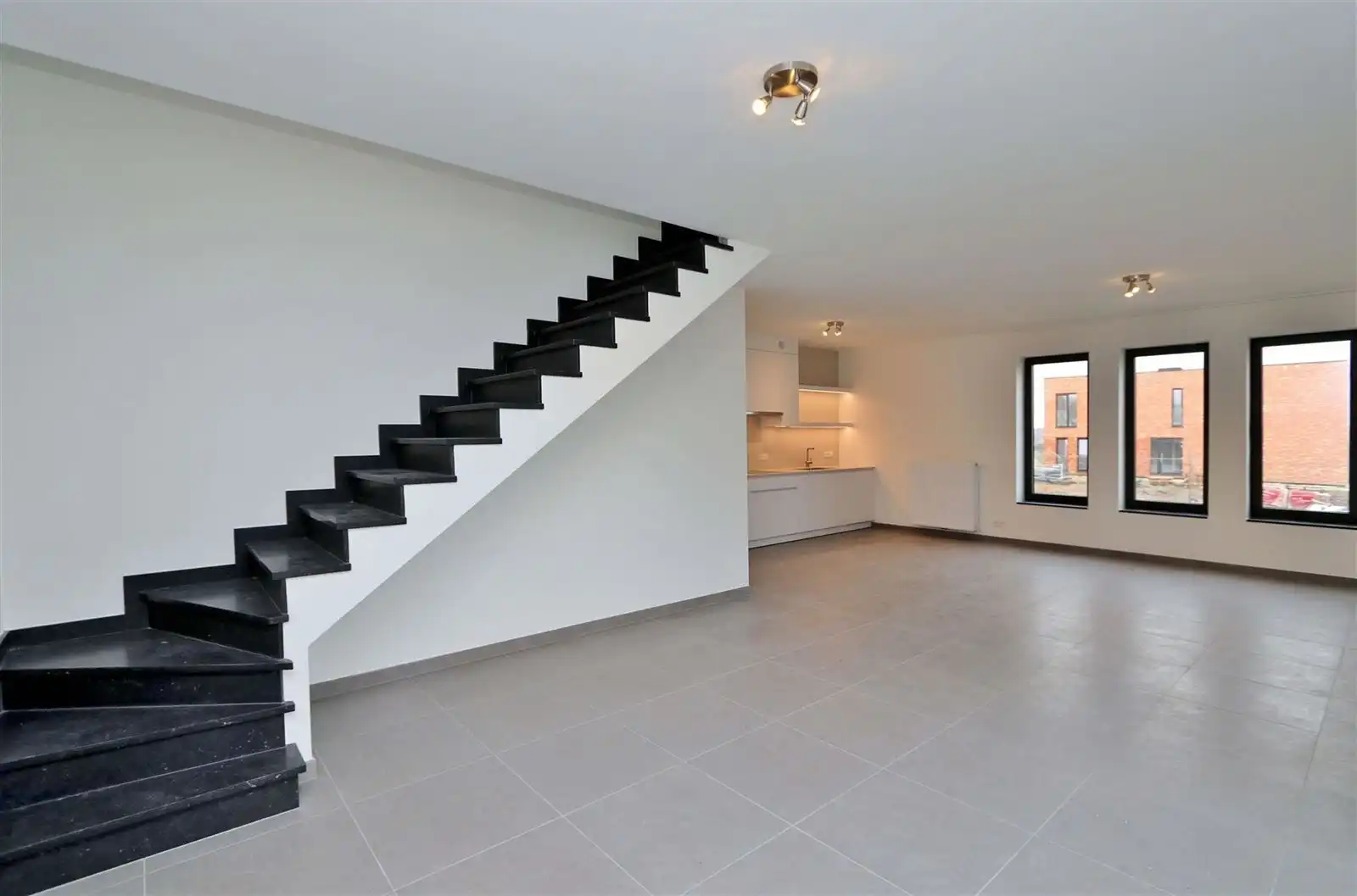 Kwalitatief appartement (duplex)  met 2 slaapkamers & 2 ondergrondse staanplaatsen  foto 4