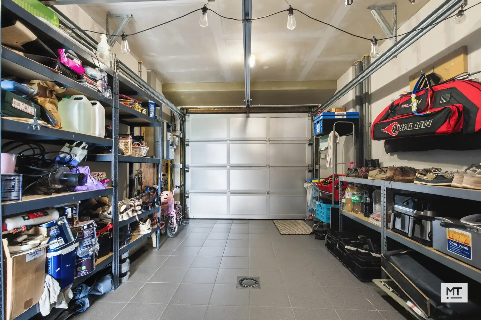 Instapklare halfopen woning met 3 slpk, tuin en garage in een rustige residentiële wijk te Houthulst foto 15