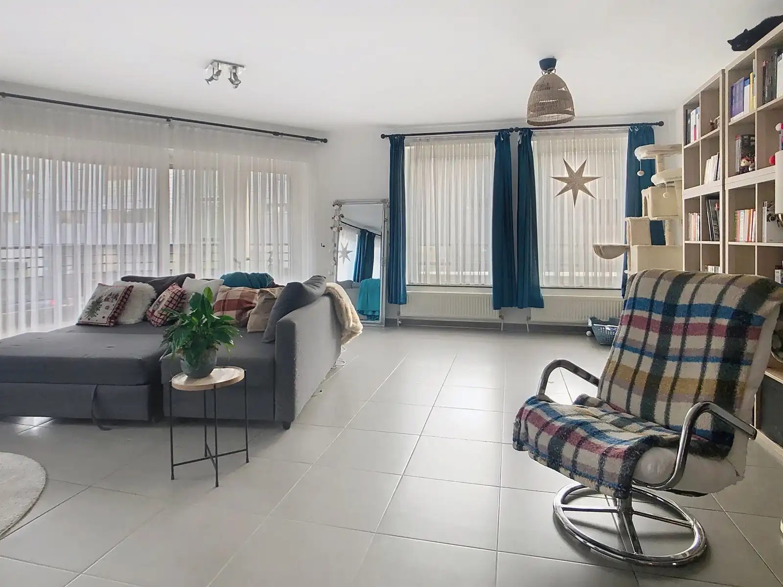 Hoekappartement met 3 slkmrs, 2 terrassen en staanplaats foto 8