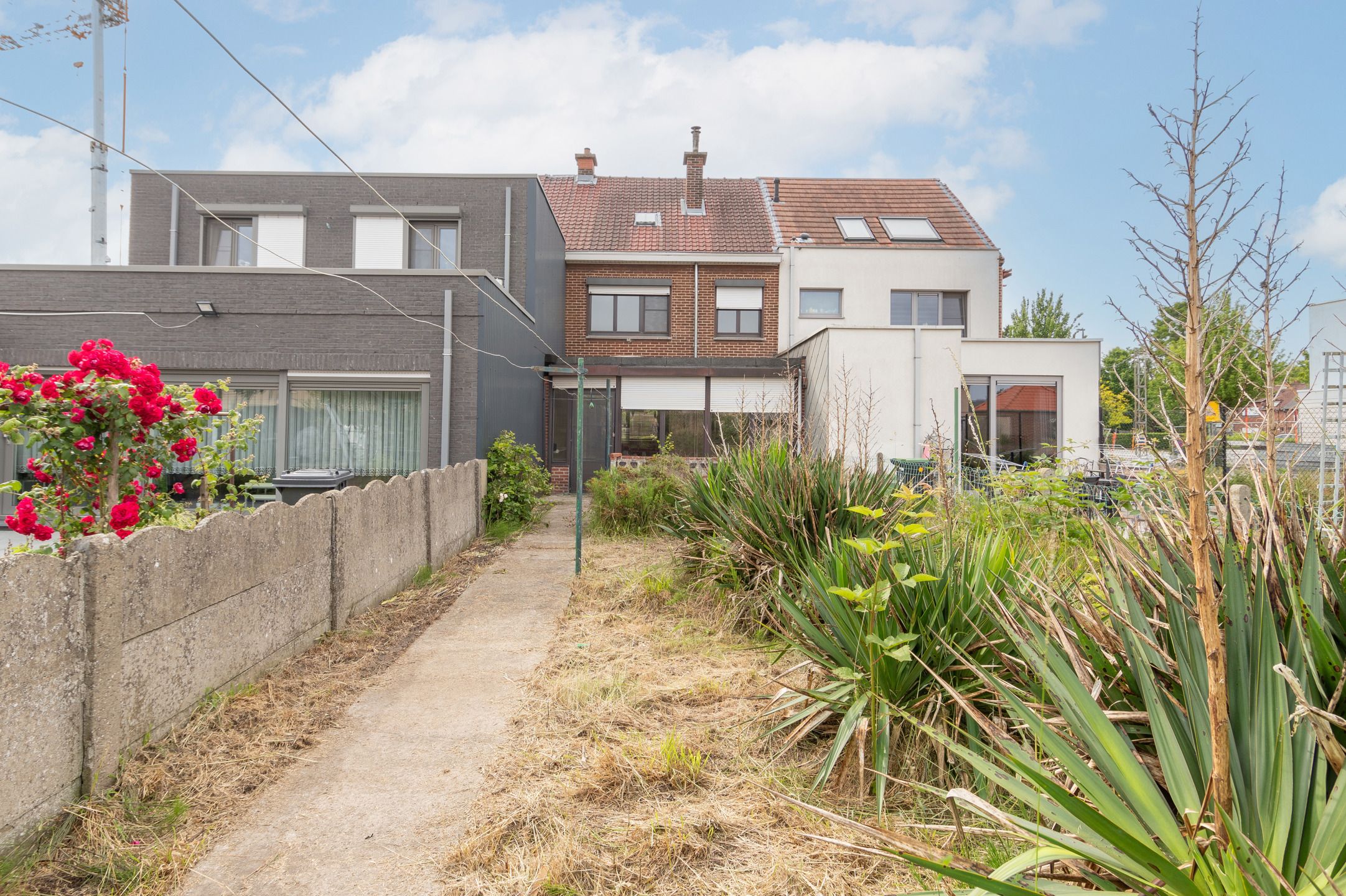 Knusse te renoveren woning met leuke tuin foto 18