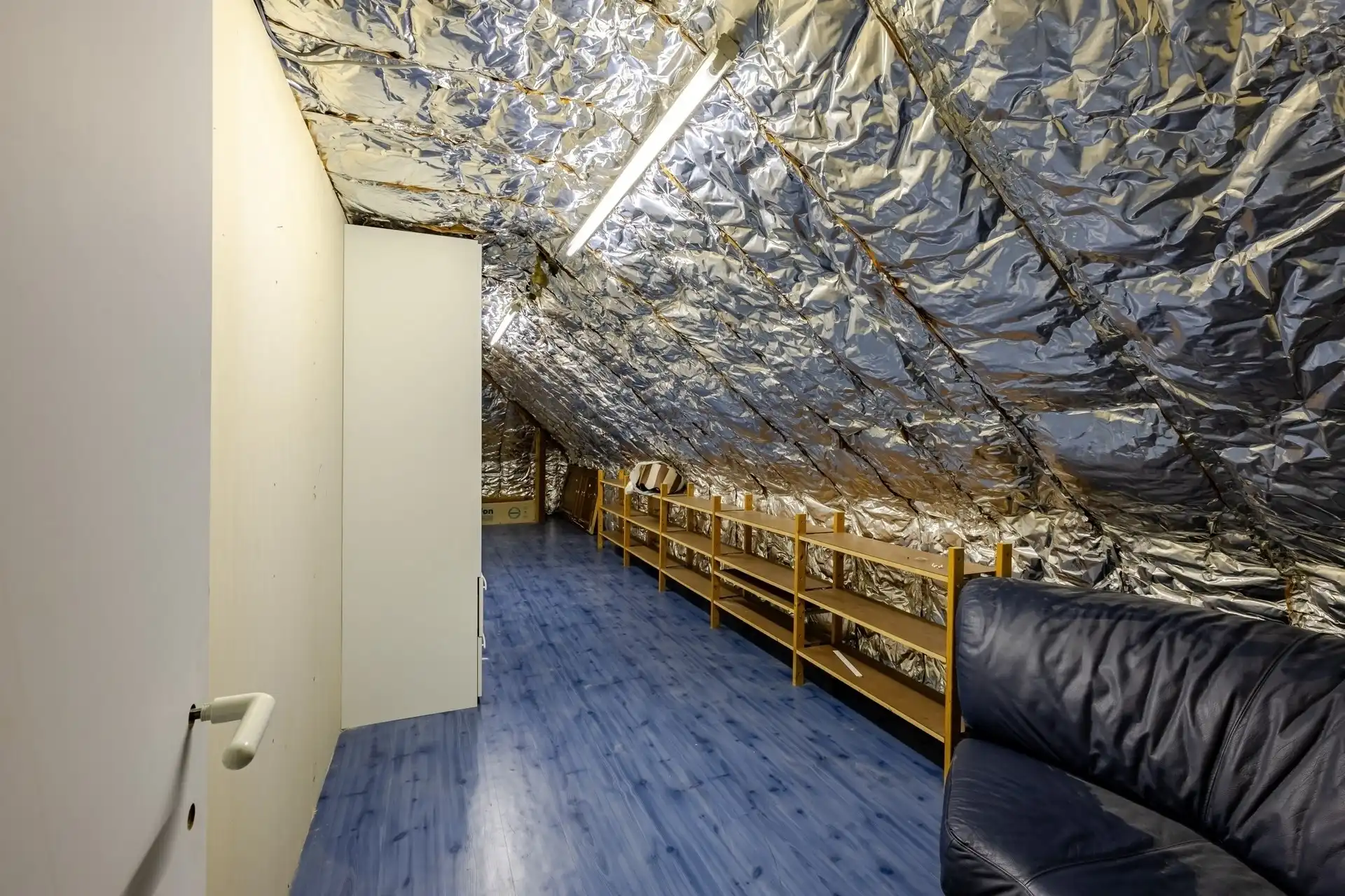 Mooie vrijstaande woning met 4 slaapkamers en grote garage in Wetteren foto 18