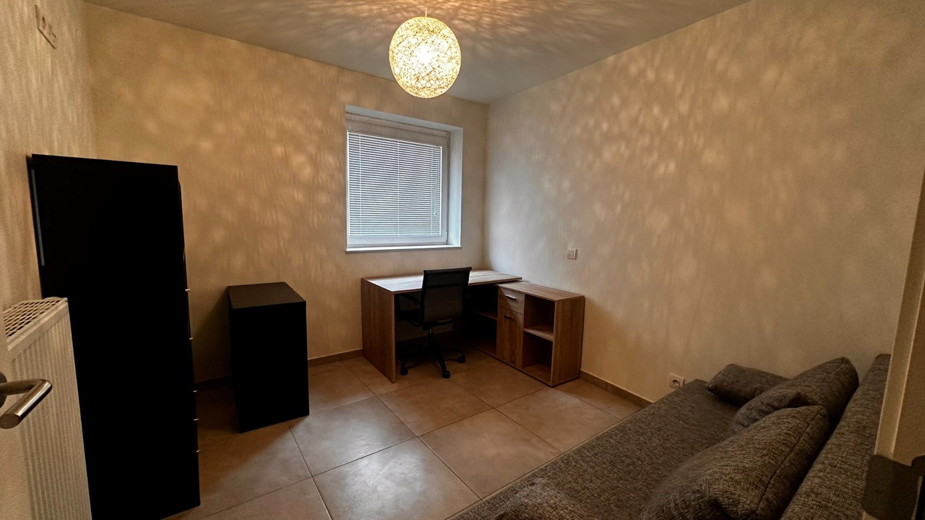 Modern gelijkvloers appartement met terras in Lokeren foto 6