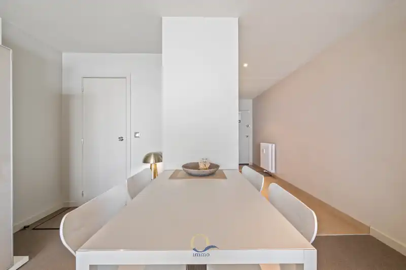 Subliem gerenoveerde studio met panoramisch zeezicht EN terras foto 11