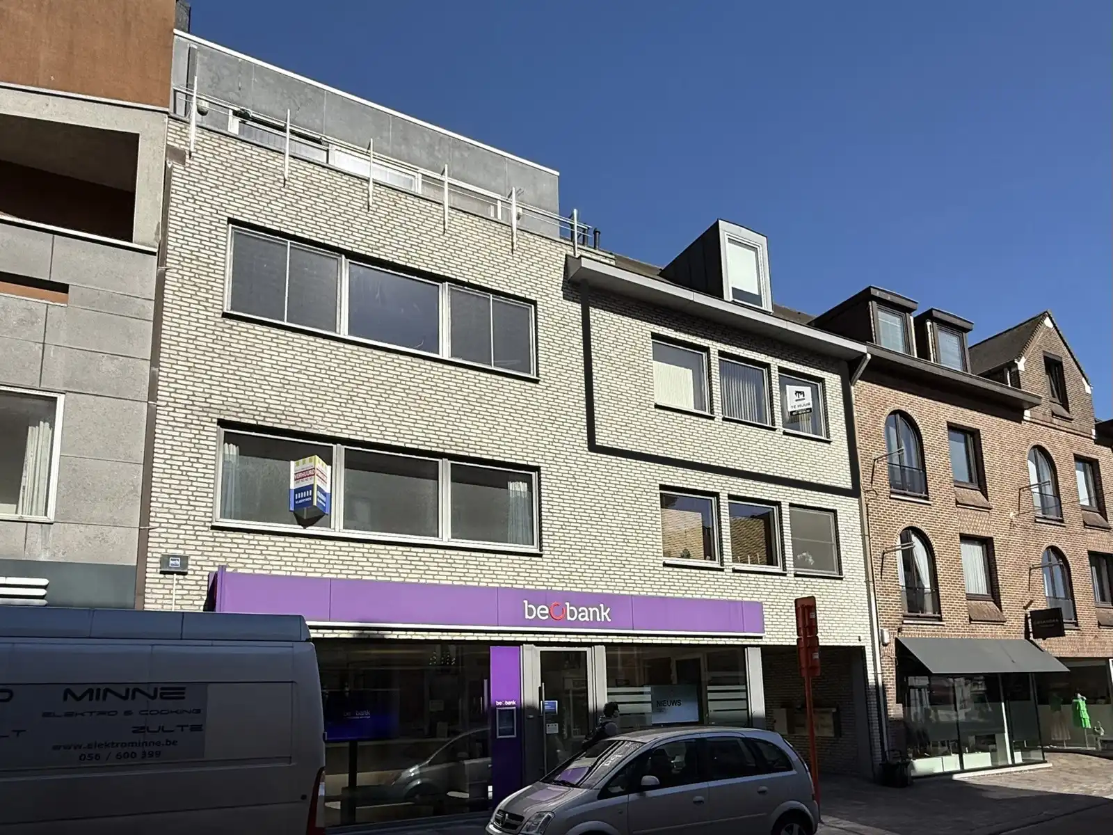 Appartement op de tweede verdieping in het centrum van Tielt.  foto {{pictureIndex}}