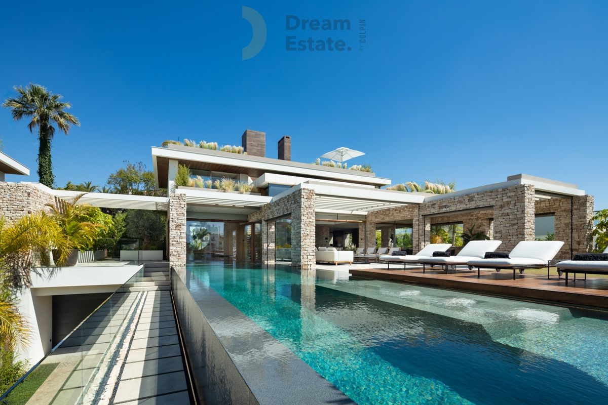 Schitterende villa op wandelafstand van Puerto Banús, Marbella foto 2