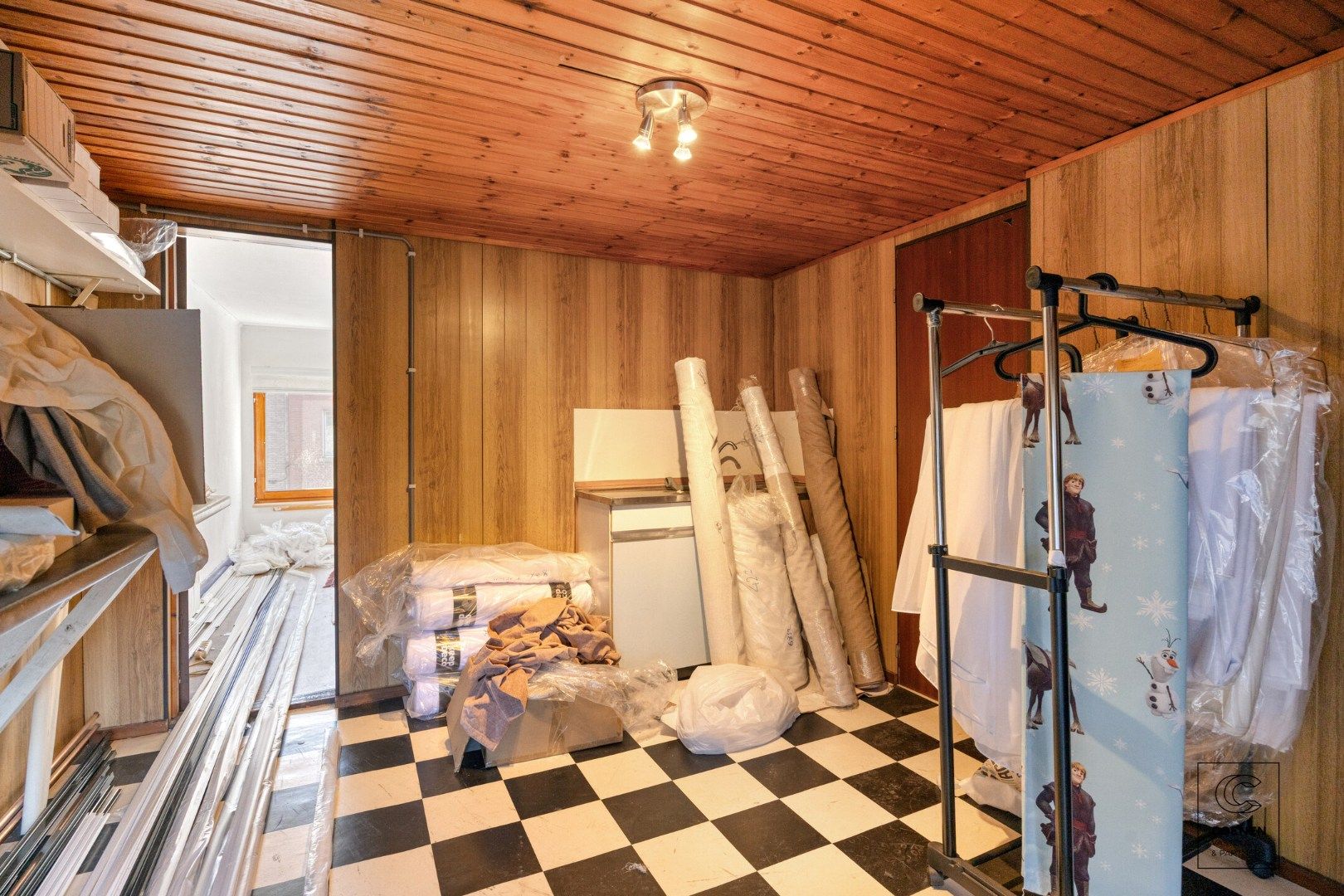 Handelspand met potentieel voor woongelegenheid op toplocatie in Deurne! foto 6