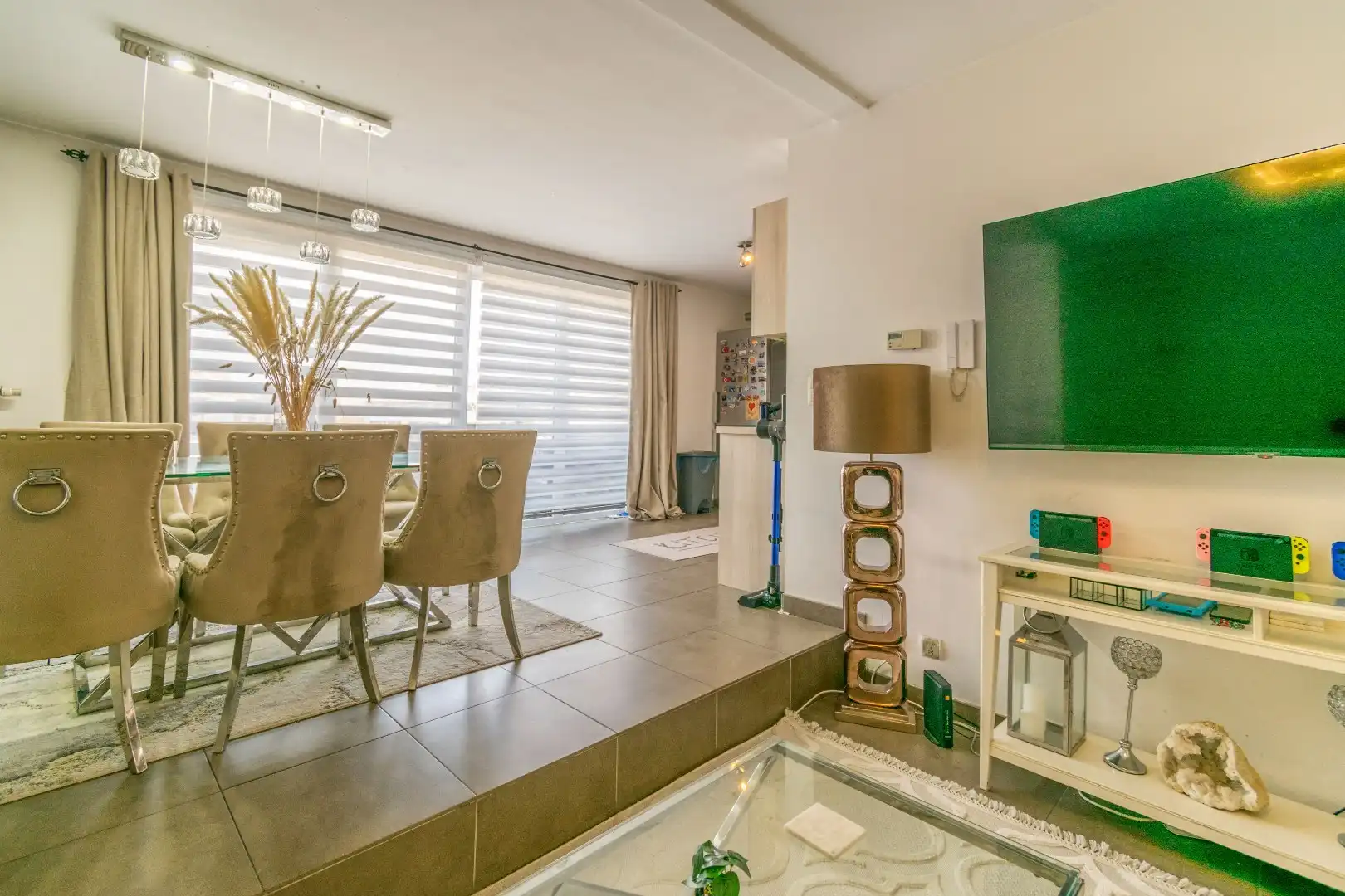 OPBRENGSTGEBOUW MET 4 RUIME APP + HANGAR (350m²)! foto 14