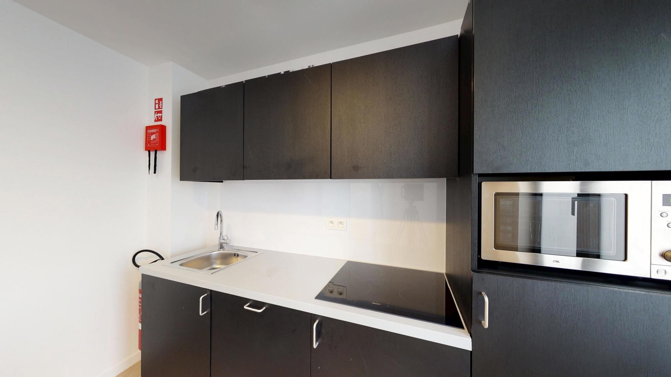 Ruime kamer privatief sanitair Leuven foto 10