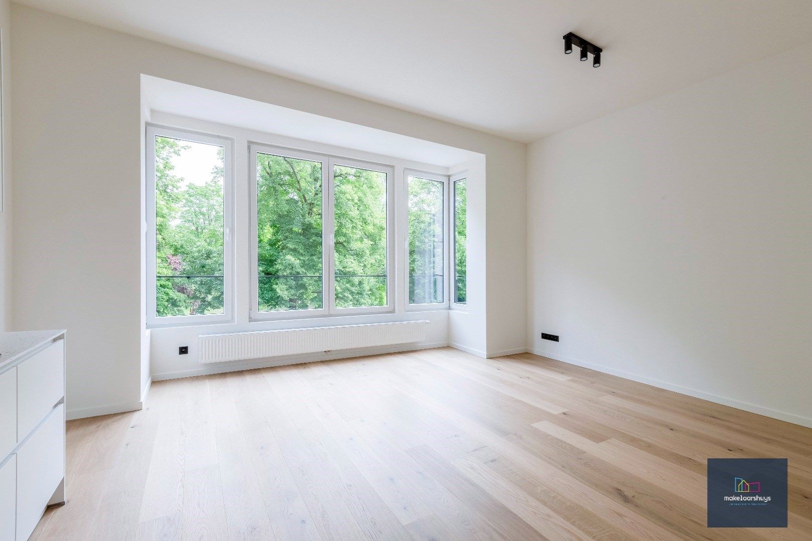 Gunstig gelegen app.  met 2 slaapkamers en terras nabij het Zuid-Park foto 5
