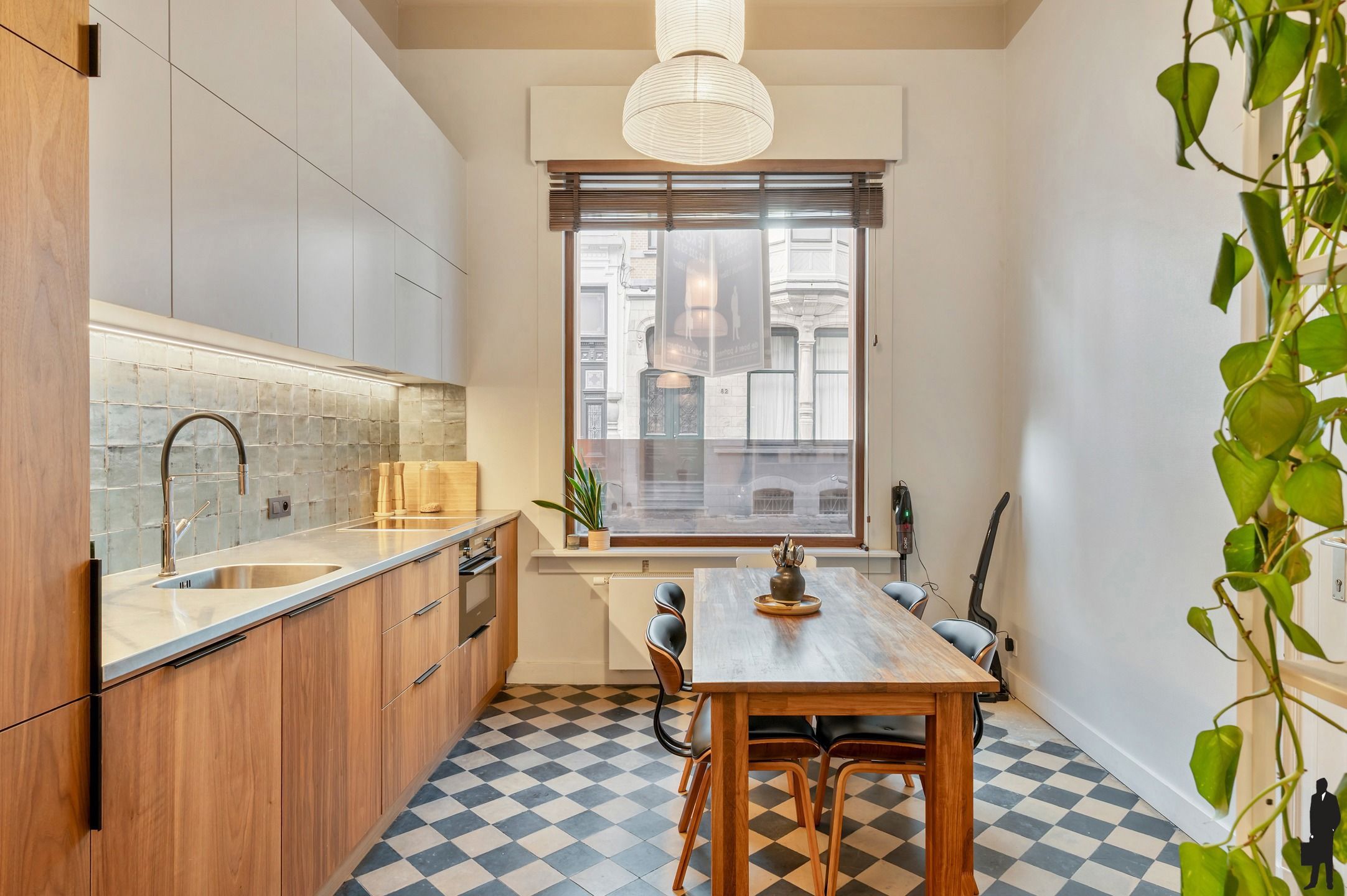 Lichtrijk en instapklaar wonen in hartje Antwerpen foto 5