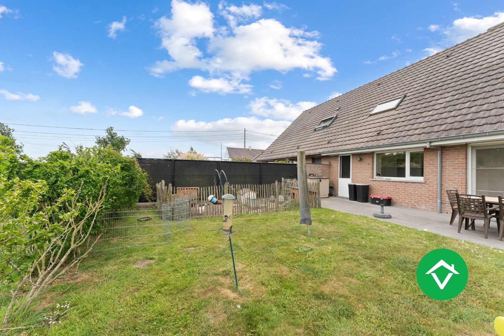 Instapklare woning met 3 slaapkamers en groene tuin te Koekelare foto 27