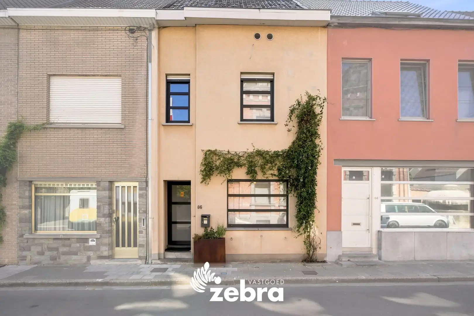 Conforme gezinswoning met 4 slaapkamers te Roeselare! foto {{pictureIndex}}