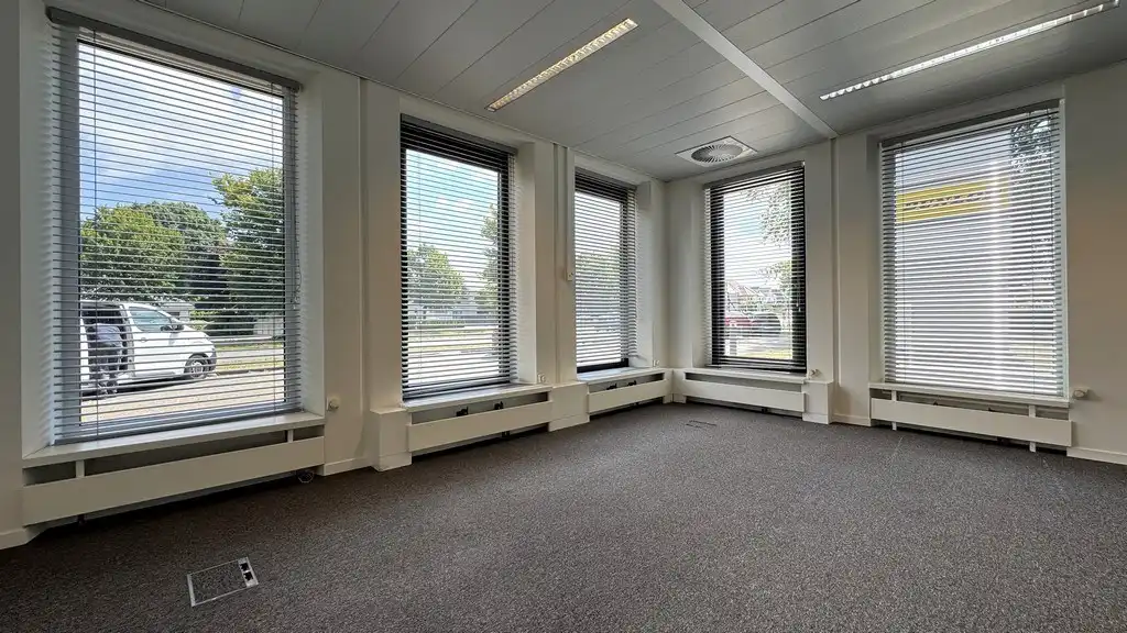 Instapklare kantoren te huur vlakbij E19 in Kontich foto 6