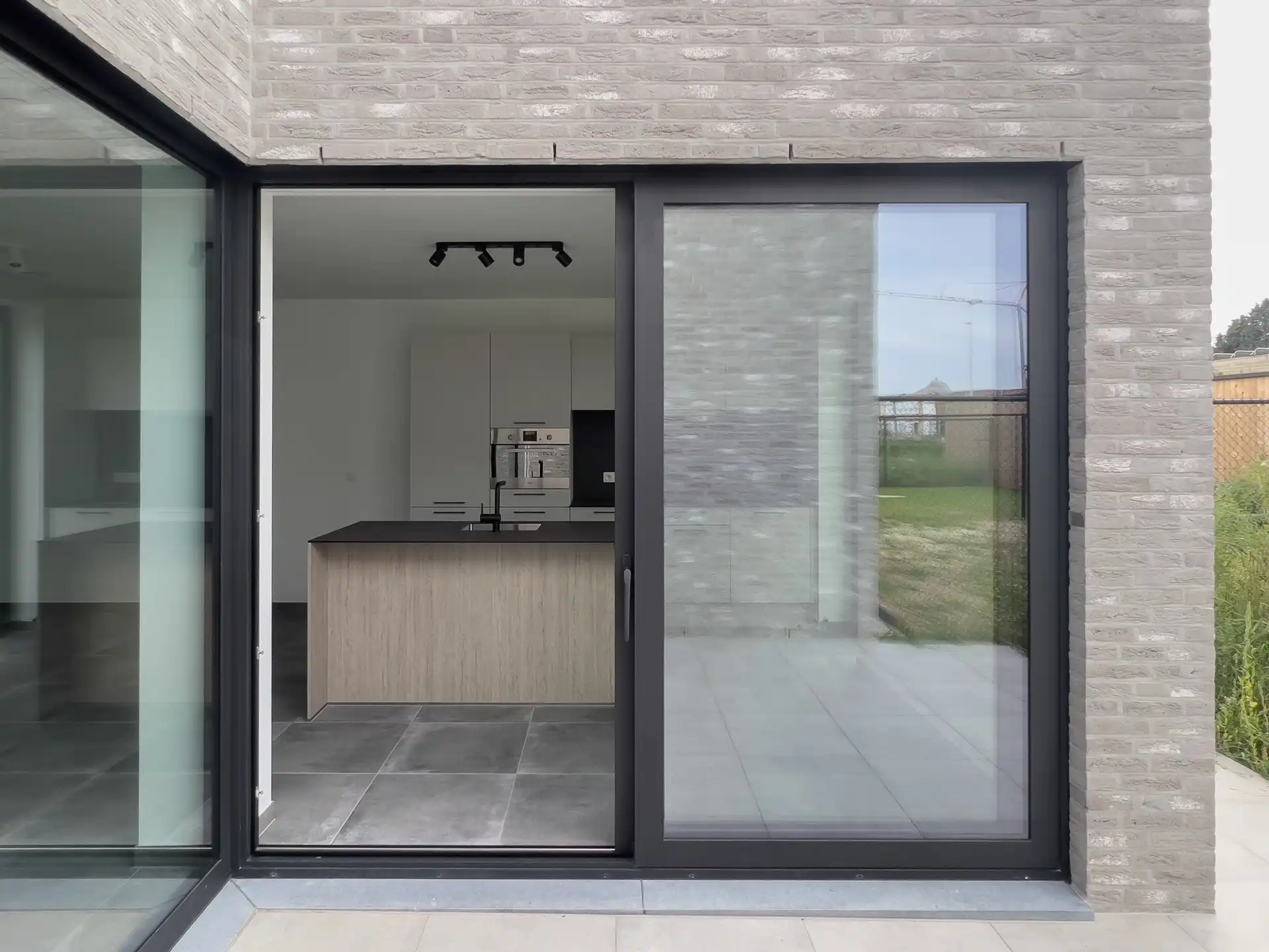 Recente woning met 3 slaapkamers in Bilzen foto 7