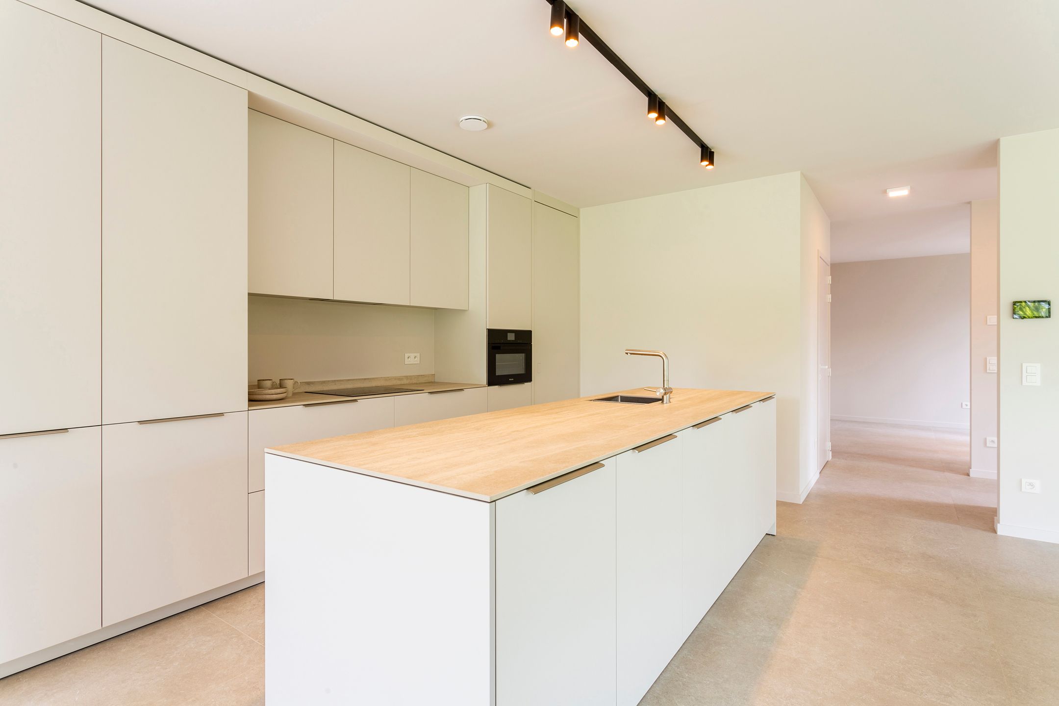 high end nieuwbouw luxevilla in rustige, residentiële wijk foto 14