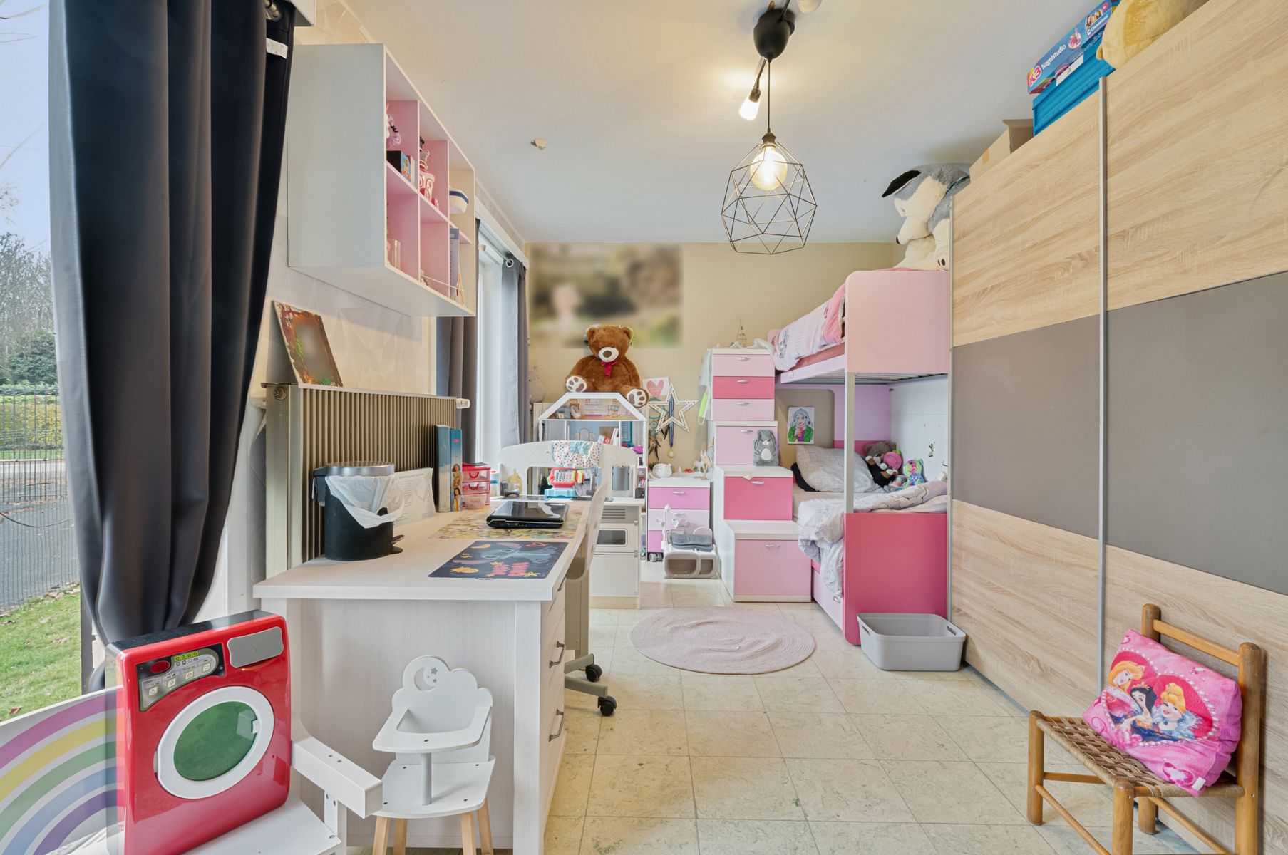 KWENENBOS: woning met 3 kamers, dubbele garage en grote tuin foto 14