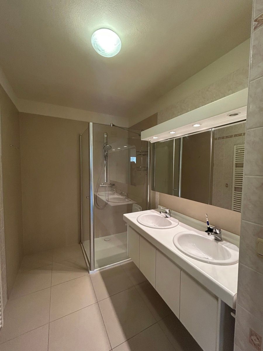 Appartement te huur foto 12