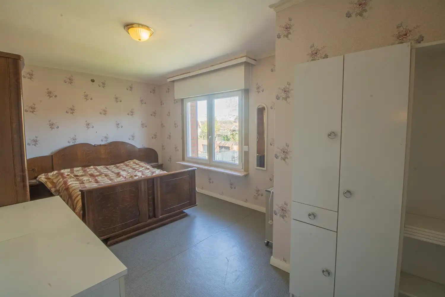 Halfopen woning met 4 slaapkamers en zonnige tuin in Rollegem-Kapelle foto 7