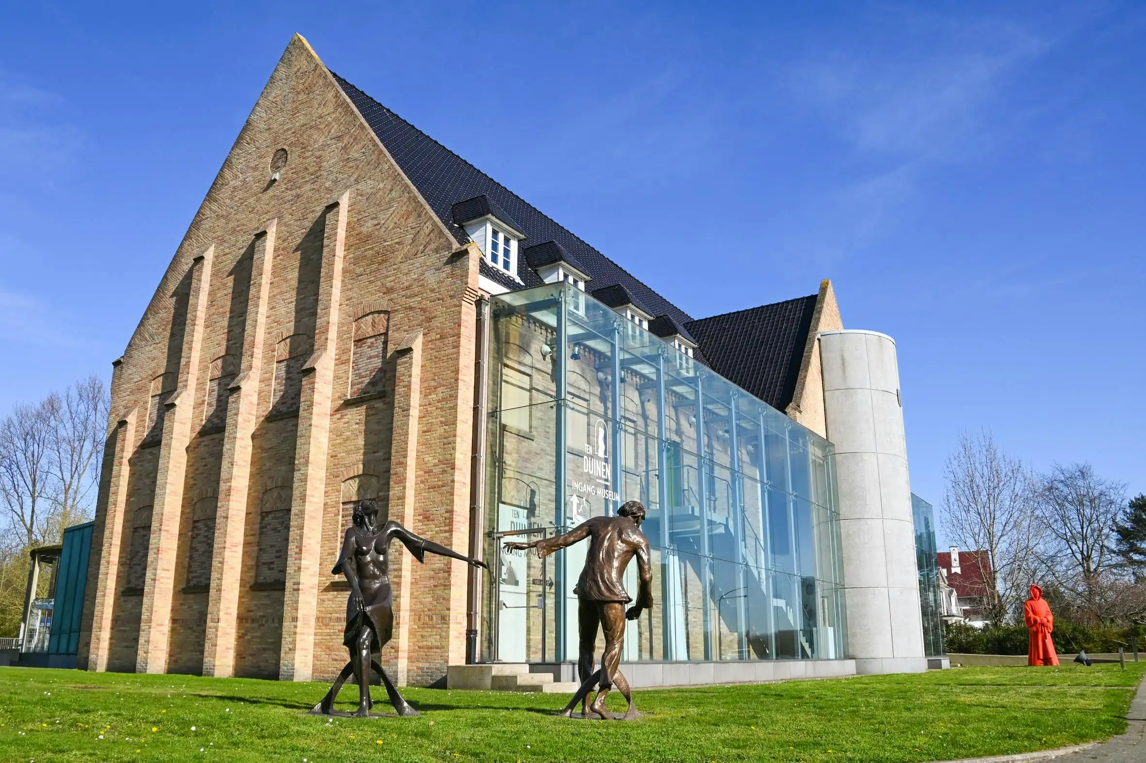 Uniek appartement met vier slaapkamers te koop in Koksijde! foto 48